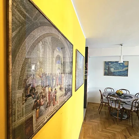 Art Downtown Apartament *